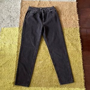 BDG Tapered Mom Jean